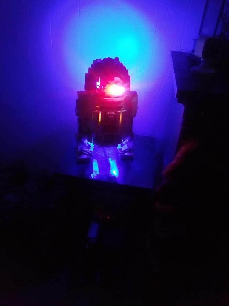LEGO Star Wars R2-D2 - Customer Photo From Rolando Leannon