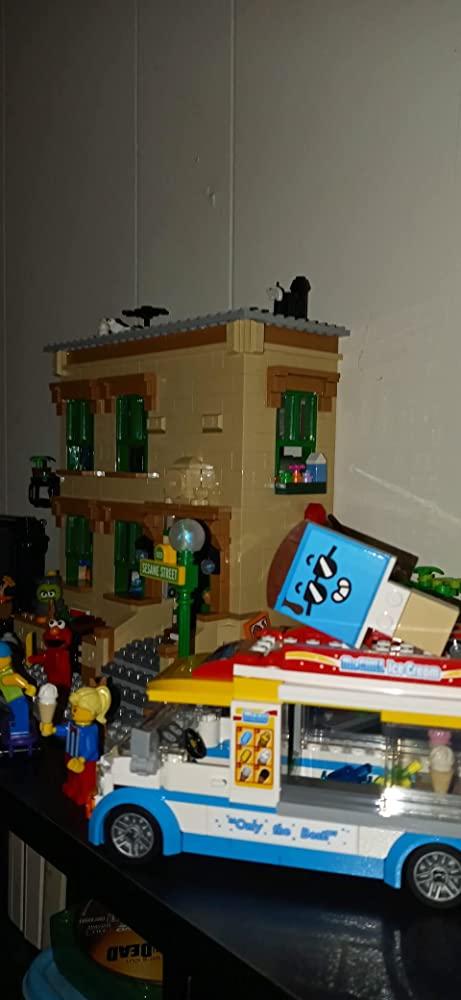 LEGO City Ice-Cream Truck - Customer Photo From Marlee Strosin