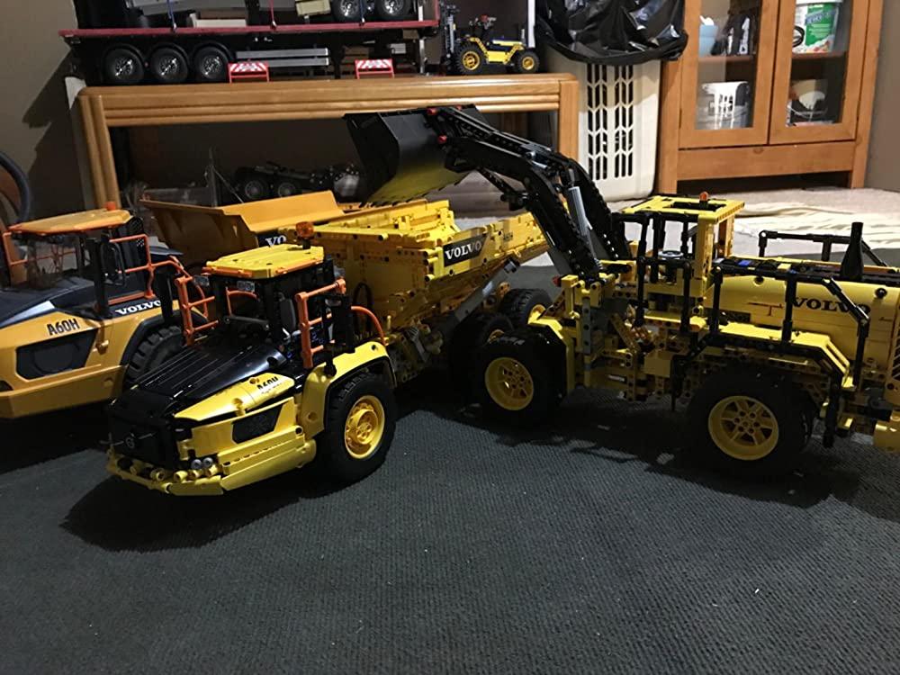 LEGO Technic 6x6 Volvo Articulated Hauler - Customer Photo From Rupesh Malpani