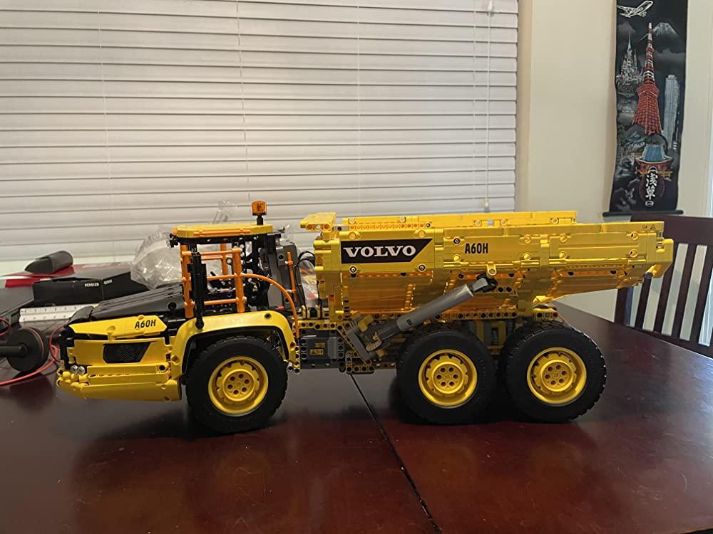 LEGO Technic 6x6 Volvo Articulated Hauler - Customer Photo From Minnie Ferry