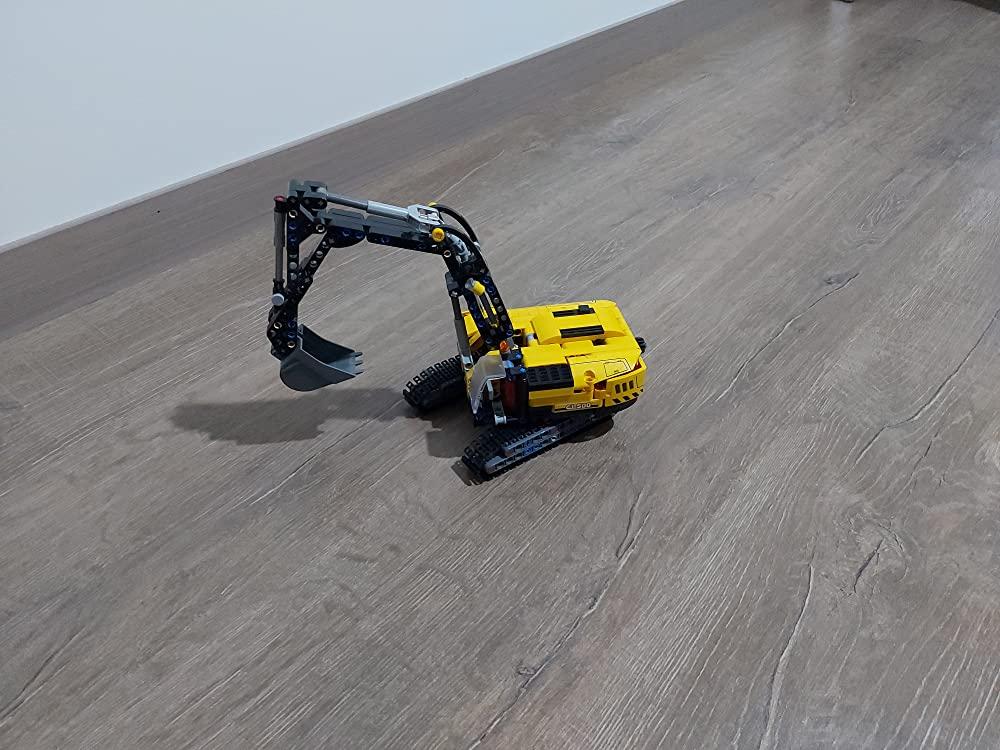 LEGO Technic Heavy-Duty Excavator - Customer Photo From Melisa Huels