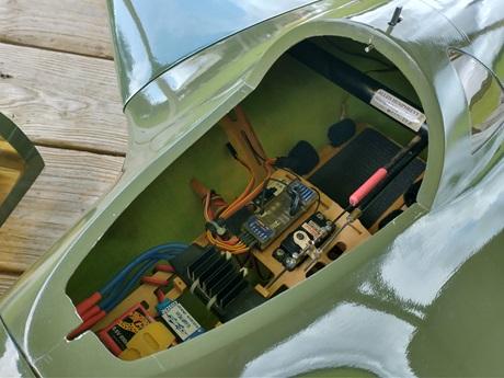 Lemon 10-Channel DSMX Compatible Telemetry Receiver with Gen 2.1 Gyro Stabilization - Customer Photo From Allen