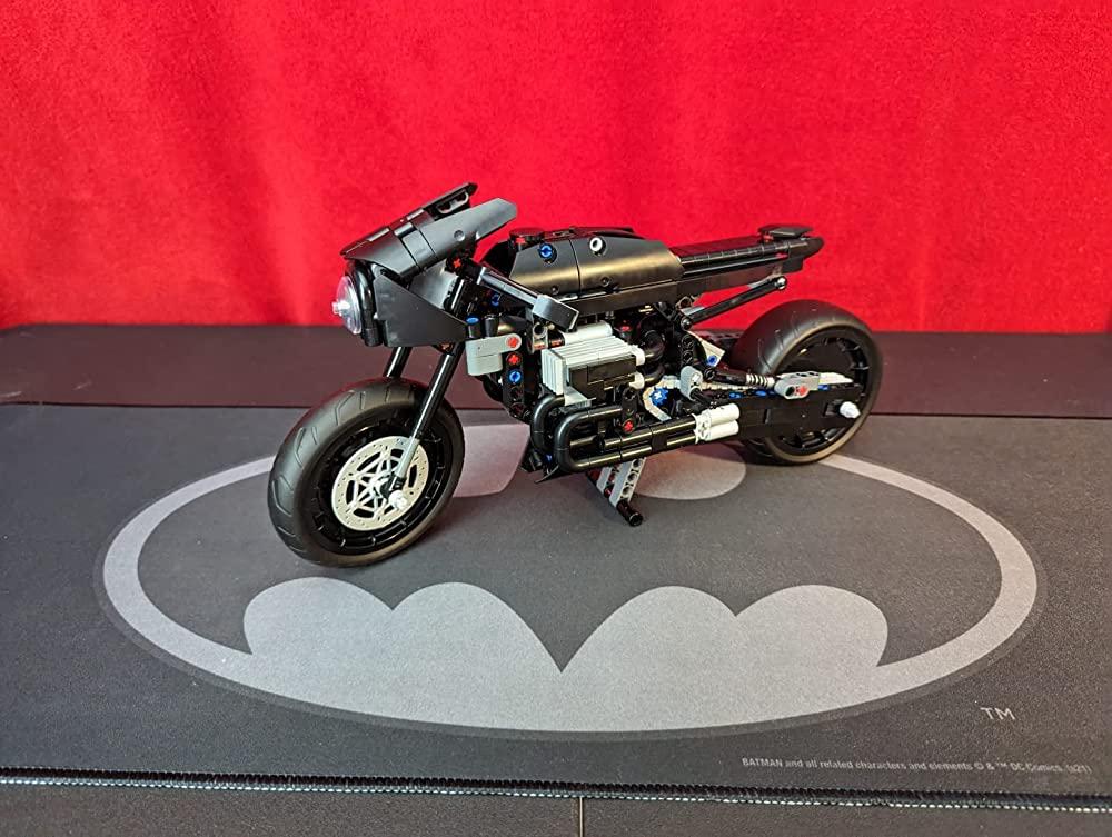 LEGO Technic THE BATMAN – BATCYCLE™ - Customer Photo From Rock Edge