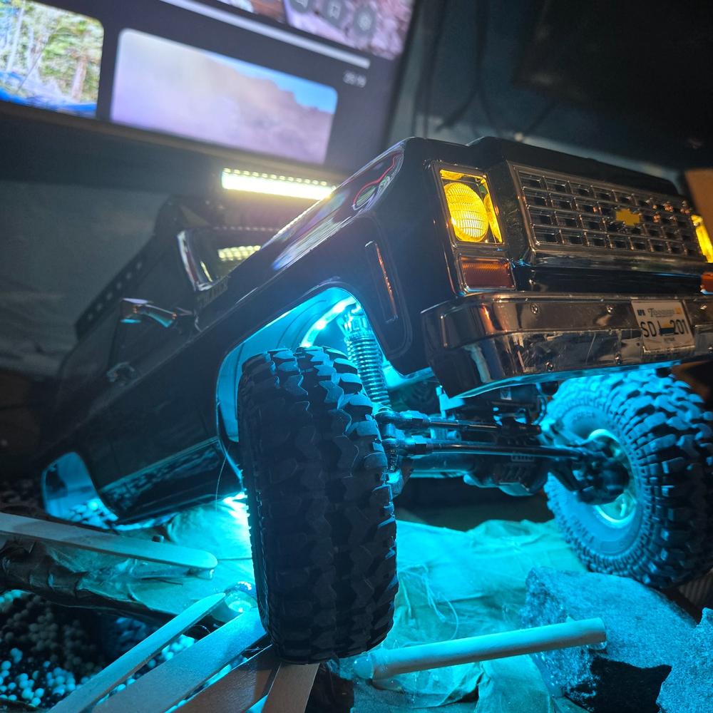 FMS FCX10 Chevy K5 Blazer Black 1/10 Scale 4WD Crawler - RTR - Customer Photo From Jesse Gruber