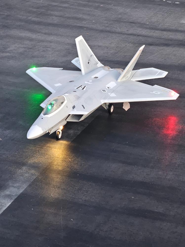 Freewing F-22 Raptor 80mm EDF Jet with Gyro - PNP - Customer Photo From Christopher Stoffel