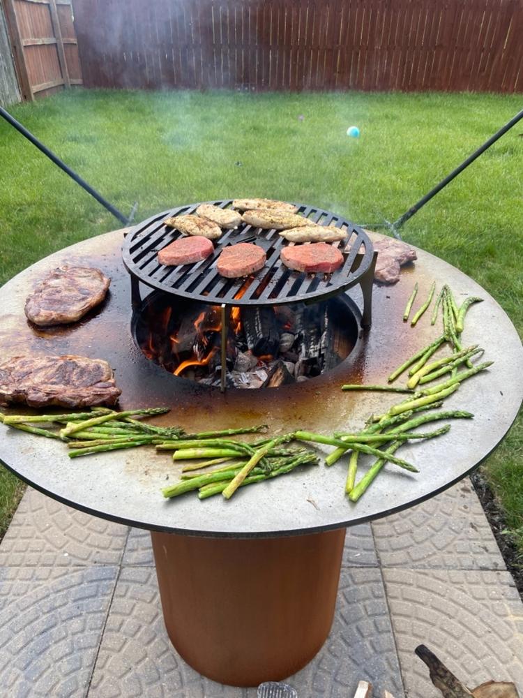 Luxury Grilling Accessories: Perfecting the Art of Cooking With Fire