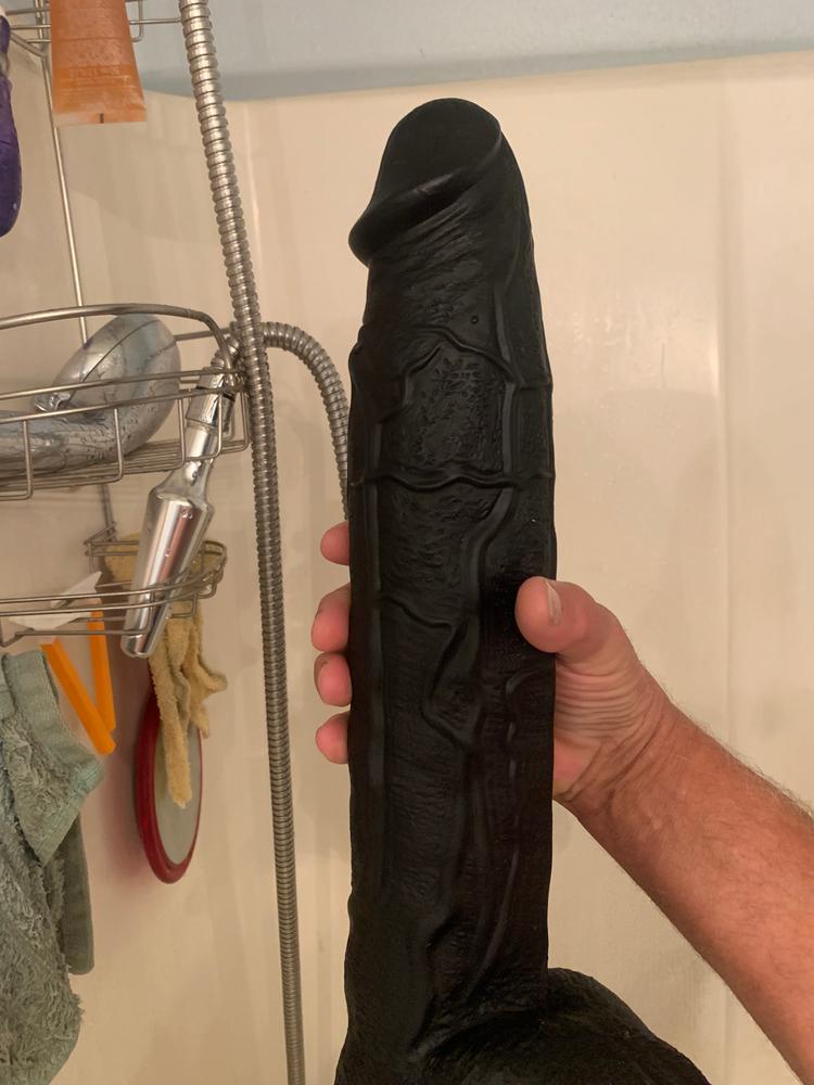 17.32in Huge Super Thick Skin Feeling Realistic Dildo For Adults - Customer Photo From Giantcockfuck 