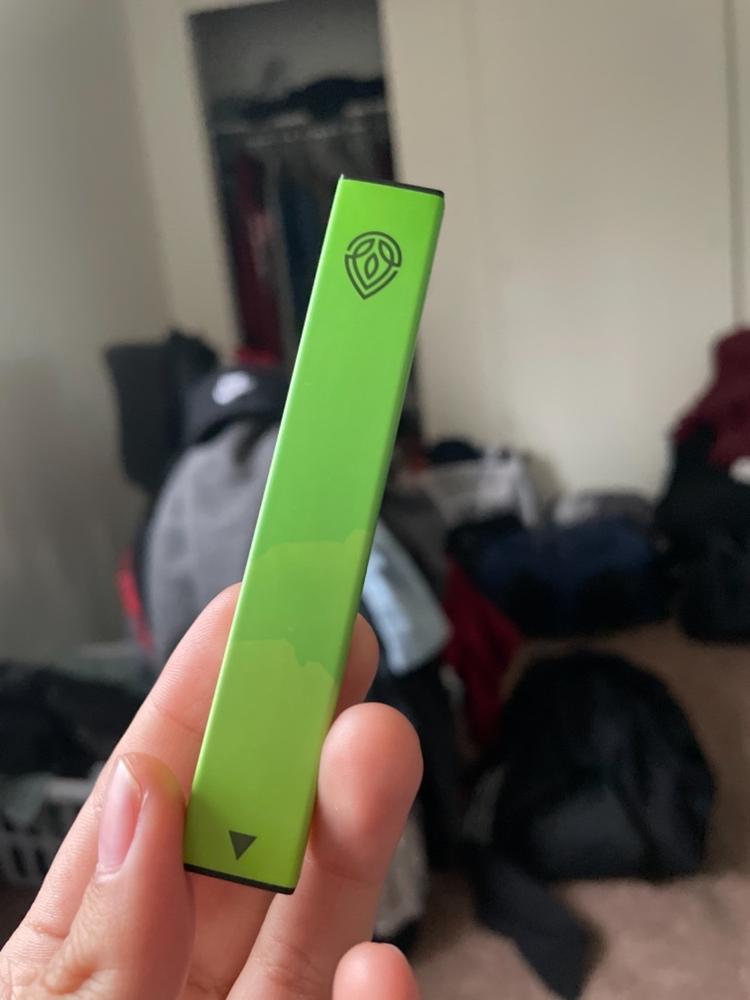 Epic Apple - CBD Vape Pen - Single - Customer Photo From Mariah Fondy