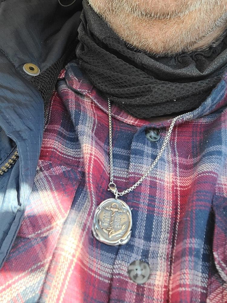 HOLD FAST - Customer Photo From Lloyd Quinn