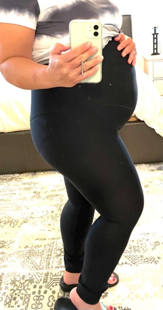 The GLOWE Maternity Legging 28" - Customer Photo From Amber Williams