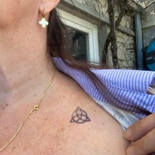 Trinity Knot Semi-Permanent Tattoo - Set of 2 - Customer Photo From Laurence Mocaer