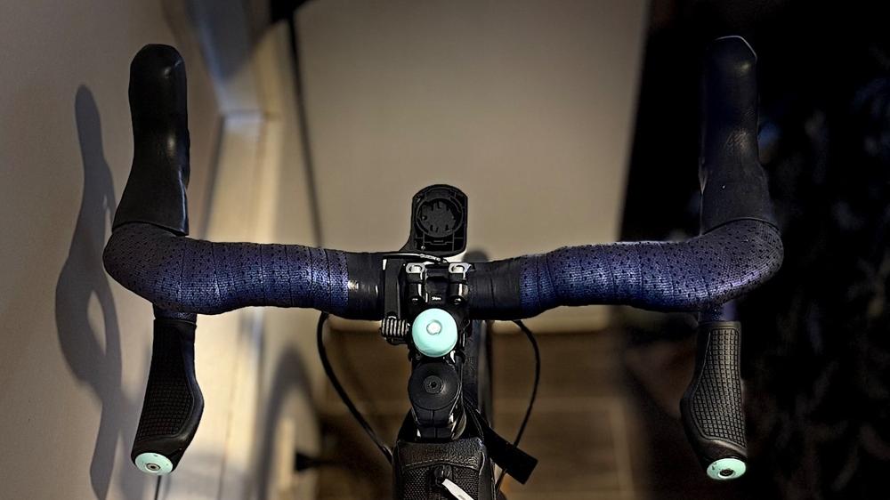 Cruise Control Drop Bar Grips - Customer Photo From Bettina Jones