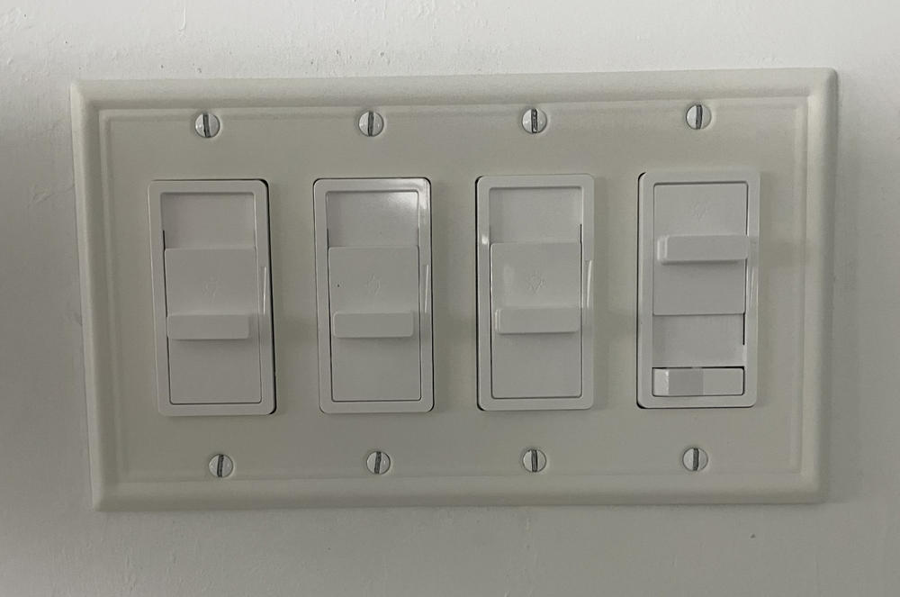 Chelsea White Steel - 1 Duplex Outlet Wallplate - Customer Photo From William Woy