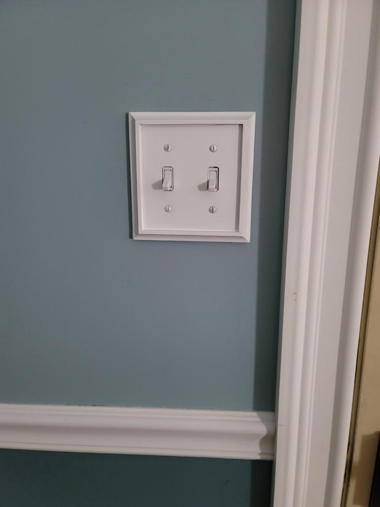 Deerfield White Wood - 1 Toggle Wallplate - Customer Photo From Becci W.