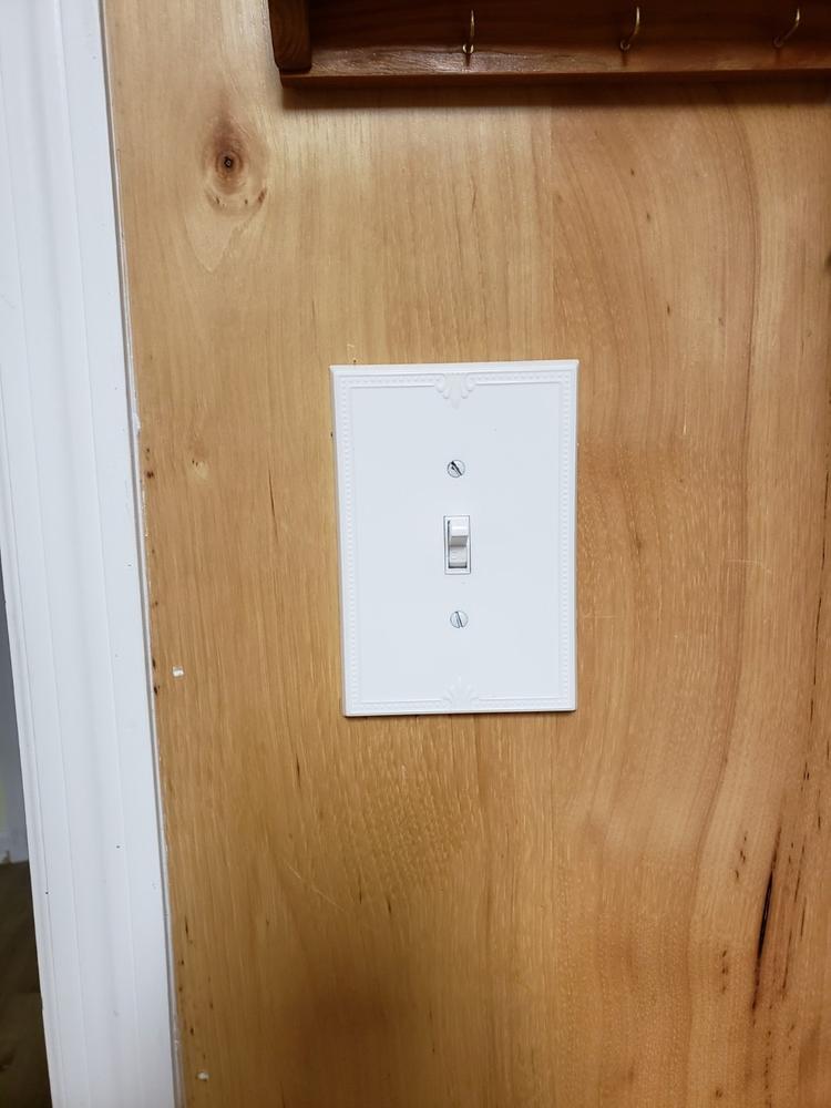 Richmond White Oversized Plastic - 1 Toggle Wallplate - Customer Photo From Tamara Hornsby