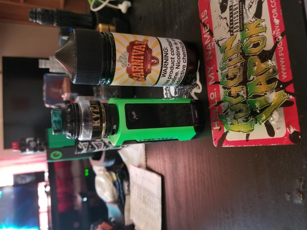 Roll Whip By Carnival Juice Roll Upz 100ml - 3 MG - Customer Photo From Daniel S.