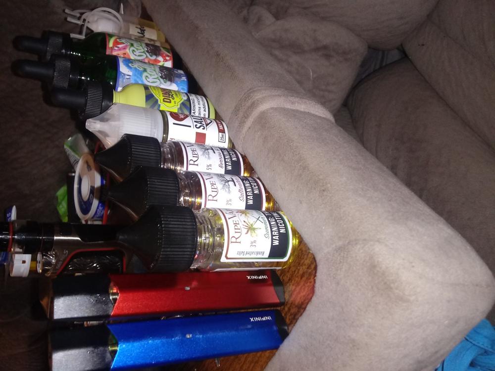SMOK Infinix Replacement Coil Cartridges - Pack of 3 - Customer Photo From Lori B.