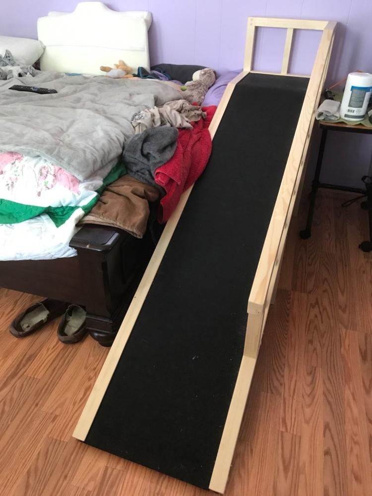 Gentle Rise™ Bed Ramp | Dog Quality