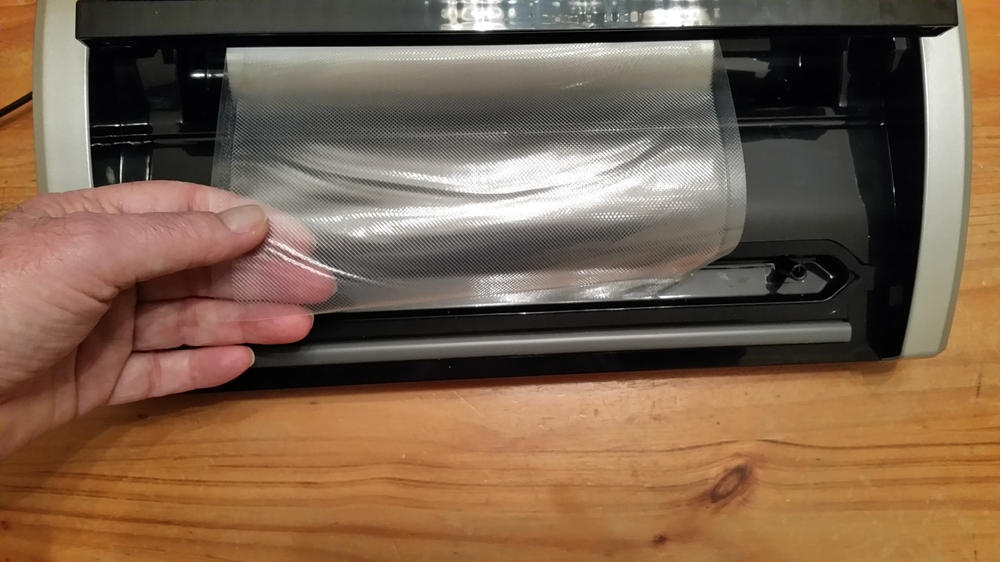 Luvele Vacuum Sealer Bag Rolls | 22cm by 40m Sous Vide Bags - Customer Photo From GEOFF PERSTON
