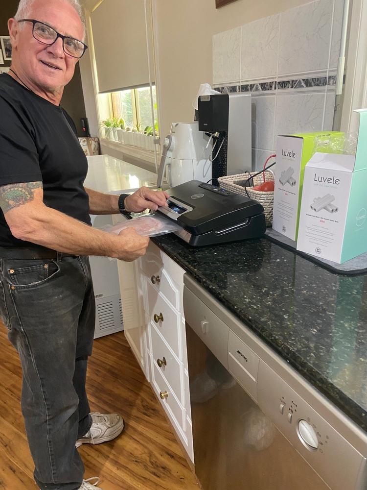 Luvele Deluxe PRO Vacuum Sealer - Customer Photo From Anonymous