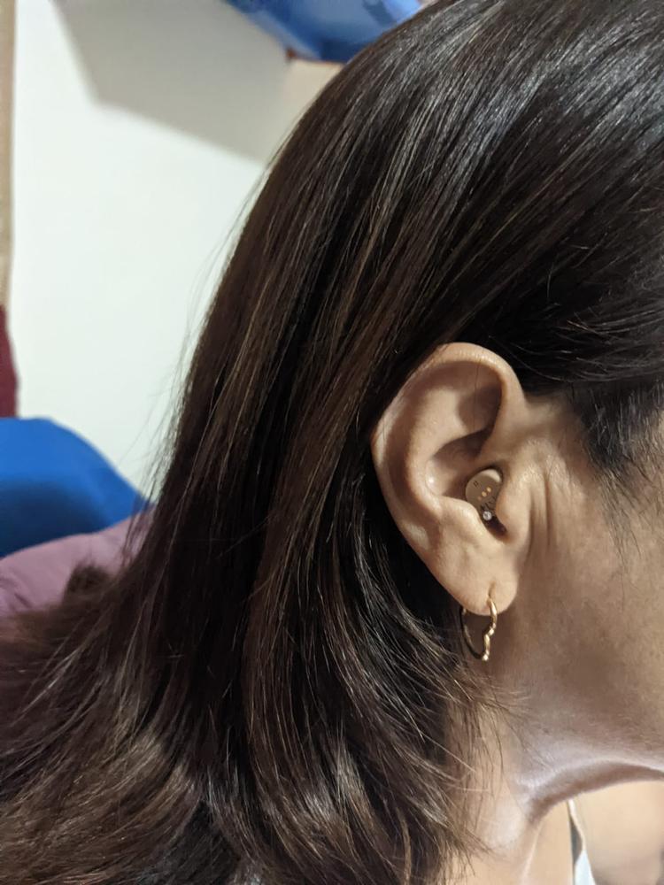 Audien EV3 Hearing Aid (Pair) - Customer Photo From Lourdes Chicas 