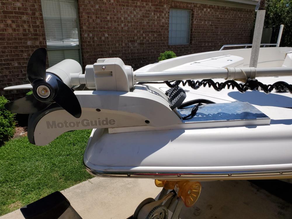 thumbnail image 2 of MotorGuide Xi5-80FW 940800270 Xi5 Trolling Motor 80lbs 45in 24V 2 of 9