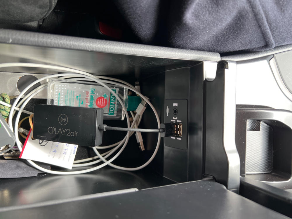 CPLAY2air wireless adapter for CarPlay - Customer Photo From Manuel López Lobeiras