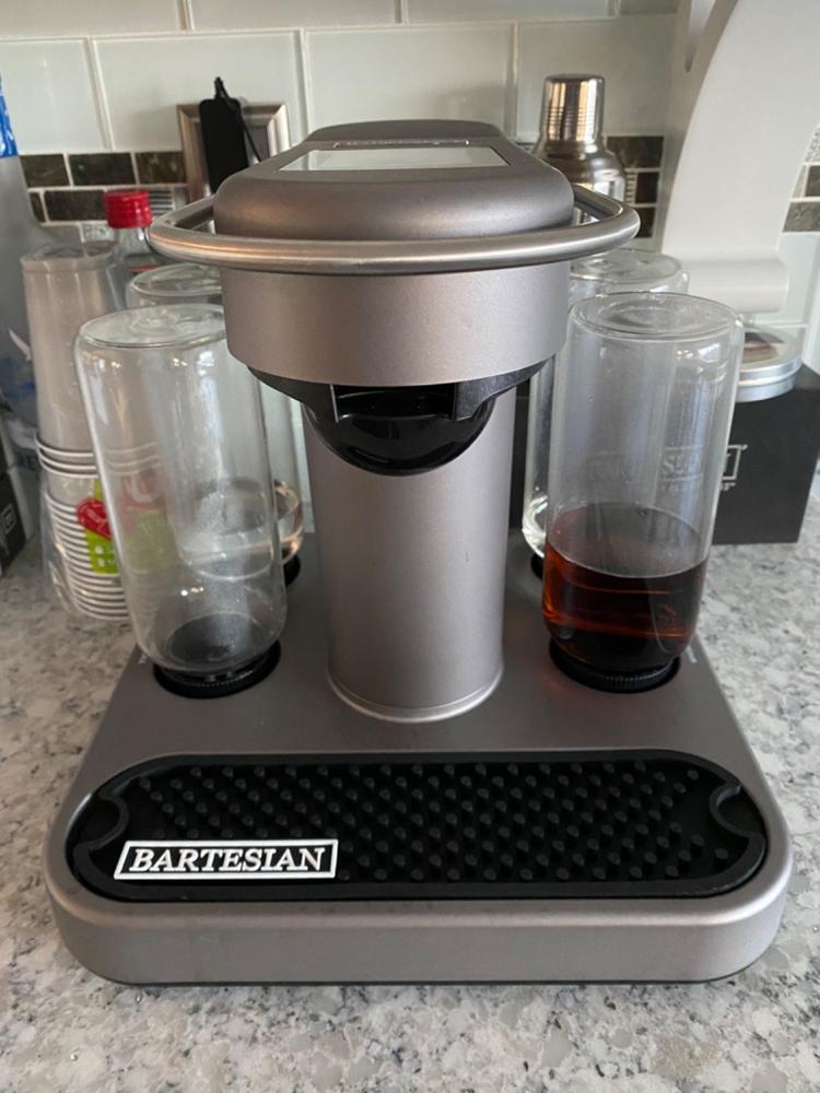 Drinks at home: The $350 Bartesian cocktail machine wants to bring