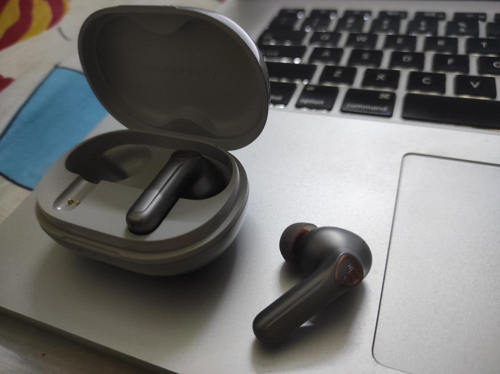 SoundPEATS H2 Hybrid Driver True Wireless Earphones QCC3040 AptX-adaptive Bluetooth Earbuds with 4 Mics, CVC 8.0 Noise Reduction - Customer Photo From Hasan Nadeem