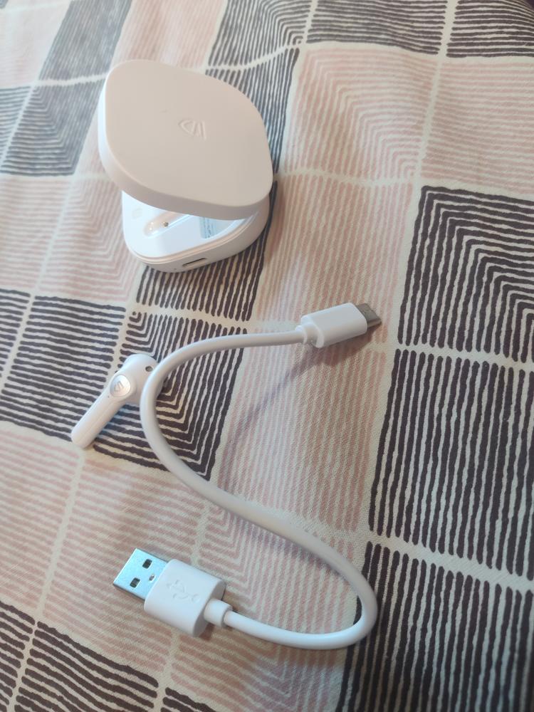 SoundPEATS TrueAir 2 (White) Wireless Bluetooth V5.2 Headphones with Qualcomm QCC3040 Wireless Earphones, Mirroring, 4-Mic Tech and cVc 8.0 Noise Cancellation, aptX Codec, Total 25 Hours - Customer Photo From M Umair