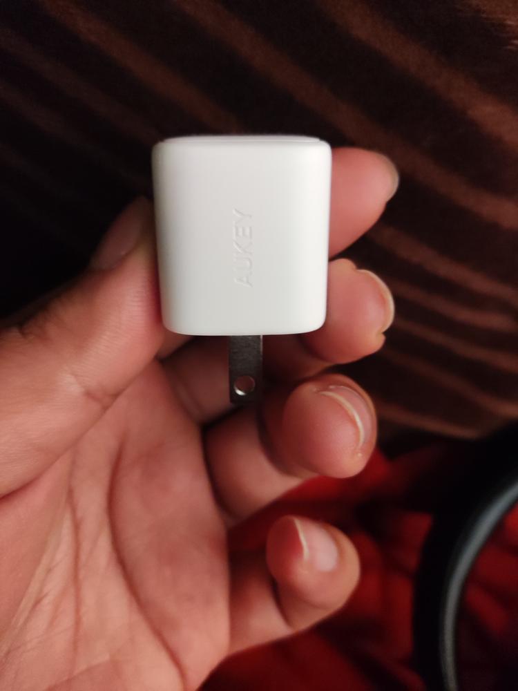 Aukey Ultra Minima 20W Ultra-Compact Charger - White – PA-B1 - Customer Photo From Dr. Aasim Bhat