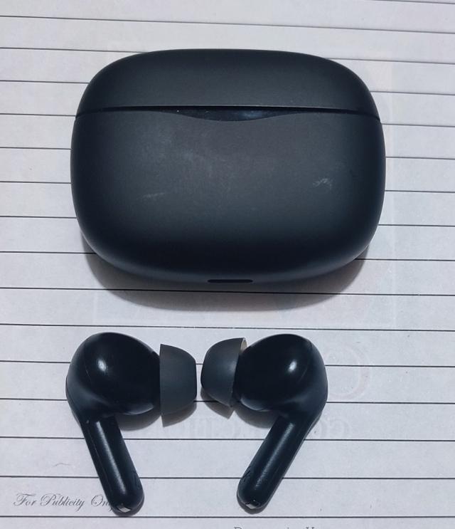 SoundPEATS Air 3 Pro Hybrid Active Noise Cancelling Bluetooth V5.2 Wireless Earbuds - Customer Photo From Hamid Majeed