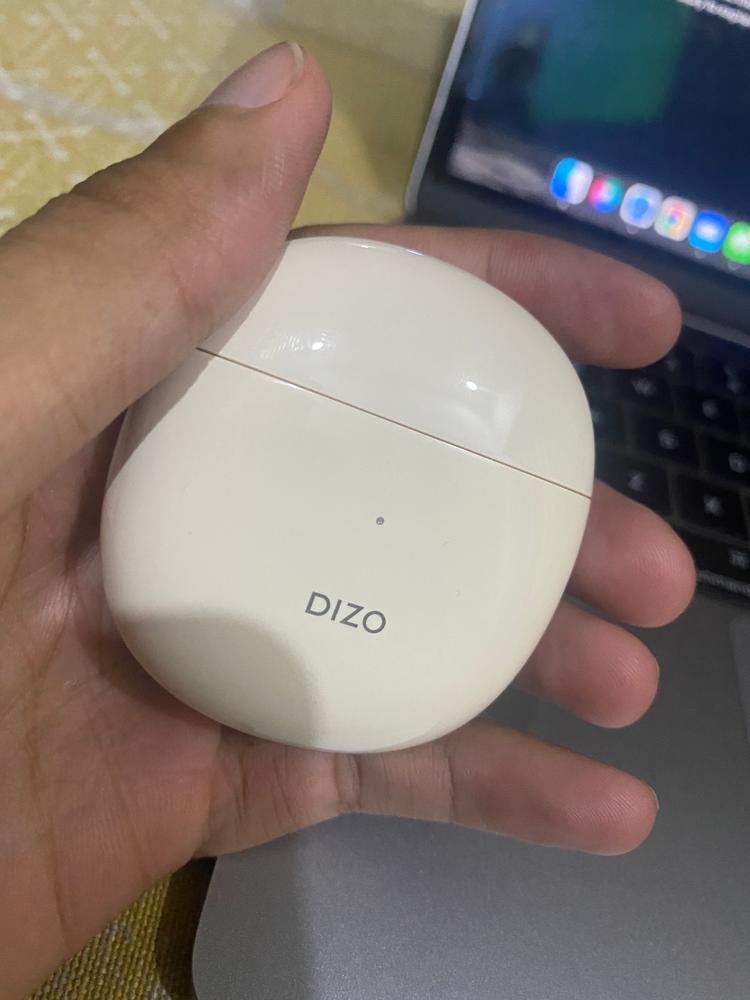 Dizo GoPods with Active Noise Cancellation (by Realme TechLife) – Creme White - Customer Photo From Haris Amin