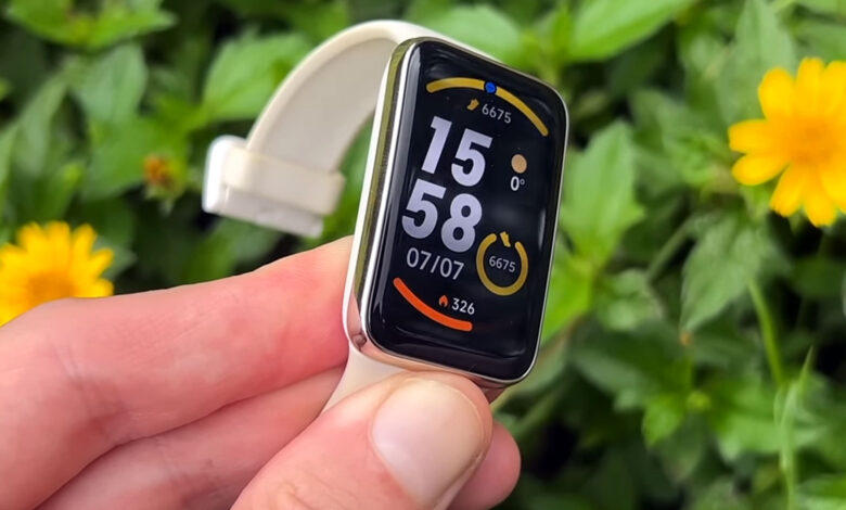 Xiaomi Mi Band 7 Pro - Black - Customer Photo From Imran Zia