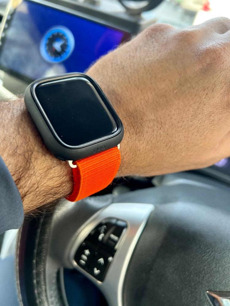 UNIQ MODUO Tough Modular Case for Apple Watch Series 1-8 & SE/SE2 45/44MM - Midnight (Black/Mustard) - Customer Photo From Kamran Shahzad Deputy Manager OT