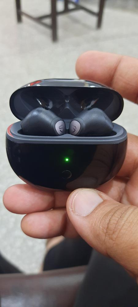 SoundPEATS Air 3 Deluxe Wireless Earbuds with Bluetooth 5.2, QCC3040 aptX-Adaptive, TrueWireless Mirroring, 4 Microphones and CVC 8.0 for Clear Calls, 14.2mm Driver, Total 22Hrs, App Support - Customer Photo From FAIZAN SARFRAZ