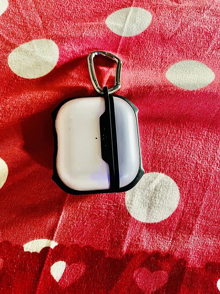 Transparent Rugged Protective Case for Apple Airpods Pro 2 by Xundd - Customer Photo From Kinza Baloch