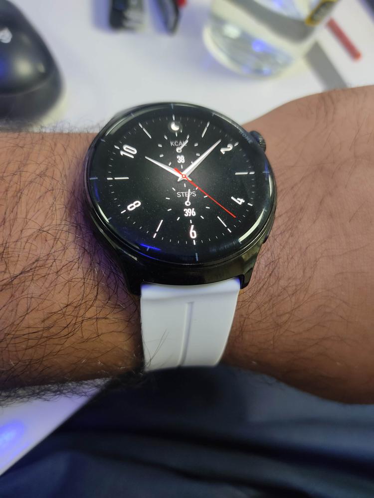 22mm Replacement Magnetic Buckle Soft Silicone Strap for Smart Watches - White - Customer Photo From Talha Butt
