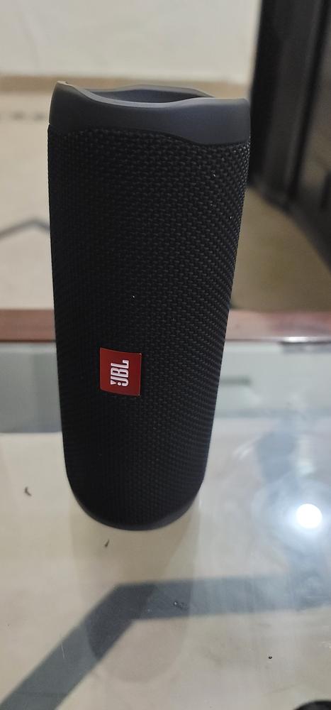 JBL FLIP 5 Black - Portable Waterproof Speaker - Customer Photo From Asif Mumtaz