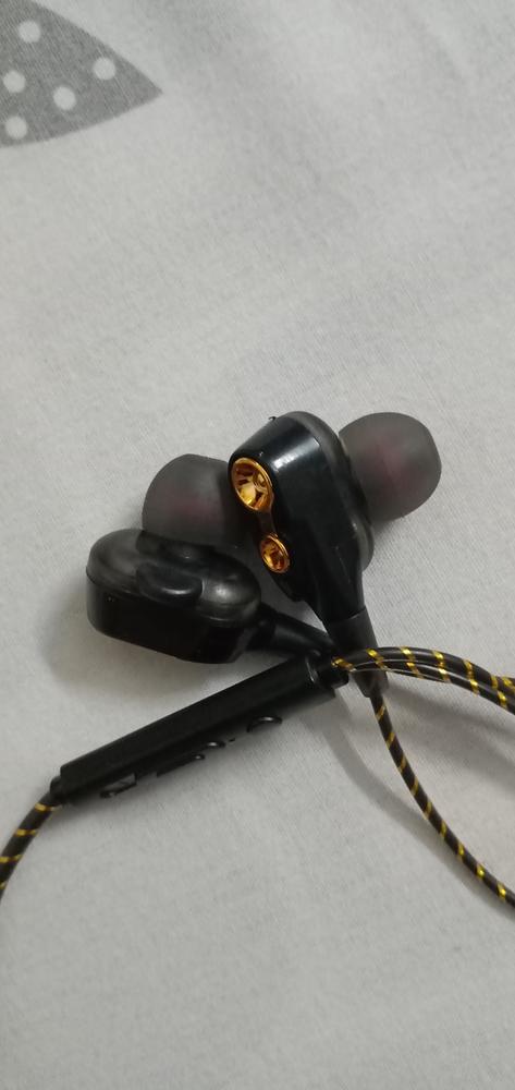 Roreta Dual Drive Stereo Wired earphone In-Ear Sport Headset With Mic For all Devices - Customer Photo From Hamad Soomro