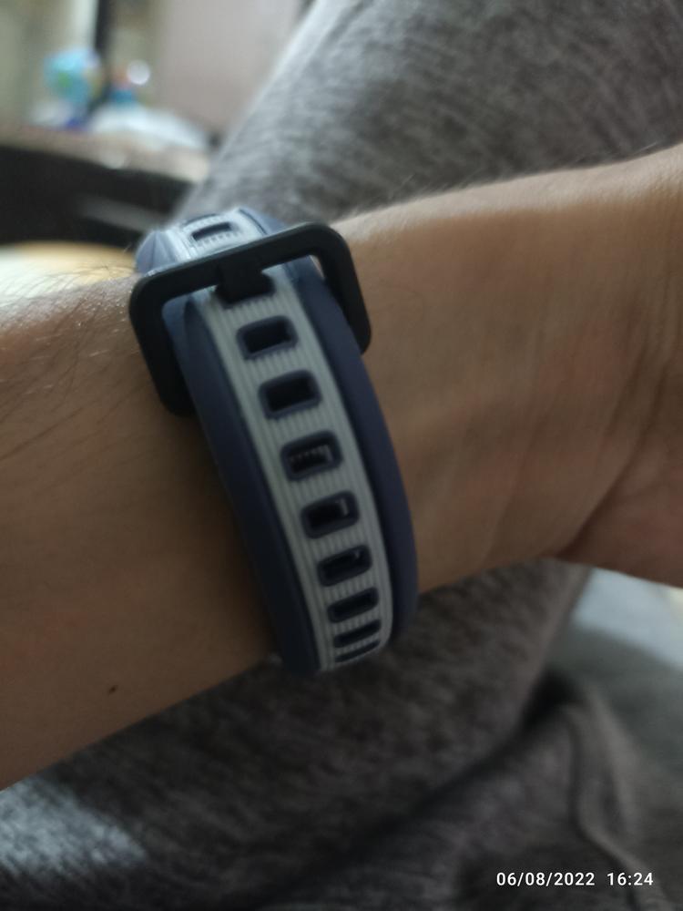 Mi Band 5/6 Silicone Sports Wrist Replacement Strap - Black Grey - Customer Photo From Mohsin Daud Khan