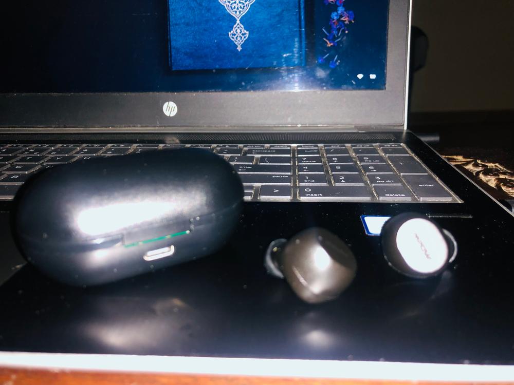 Mpow M12 Bluetooth 5.0 Wireless Earbuds with Wireless Charging Case IPX8 Waterproof TWS Earbuds - Customer Photo From Muhammad Qasim Haroon