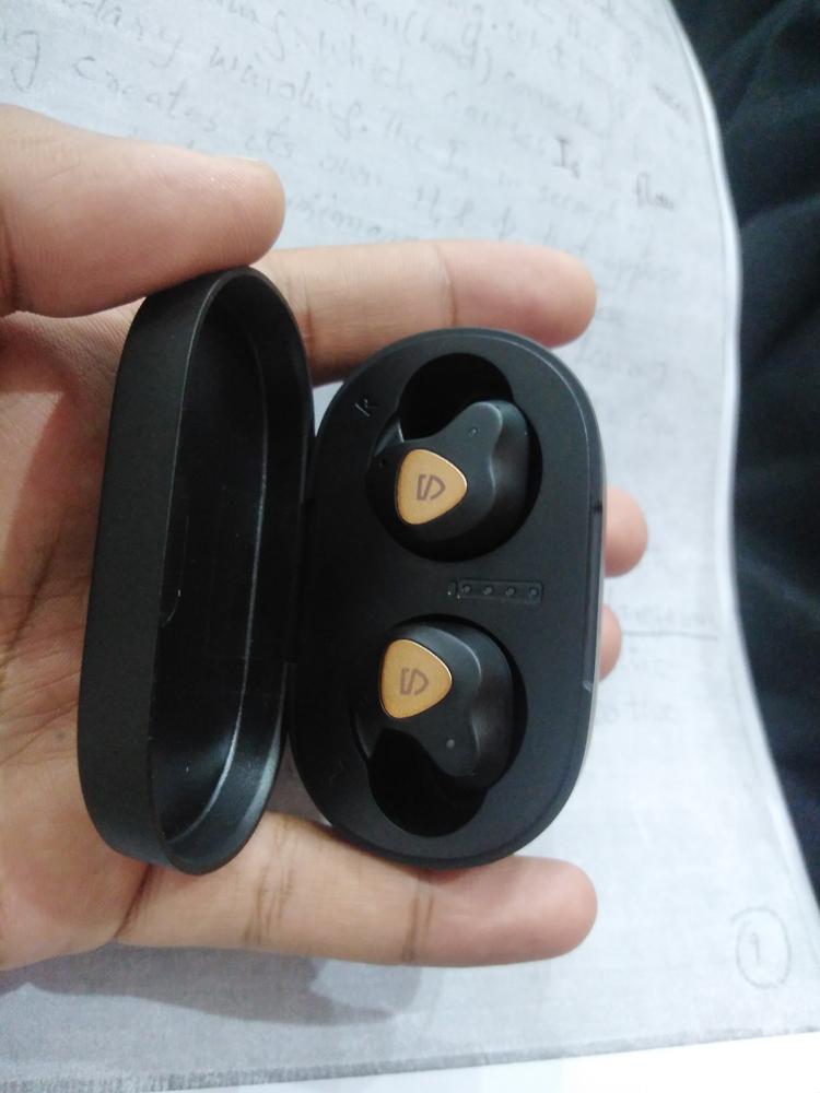 SoundPEATS Truengine 3 SE True Wireless Earbuds Bluetooth Dual Mic V2.0 aptX Dual Dynamic Drivers - Customer Photo From Ameer Hamza