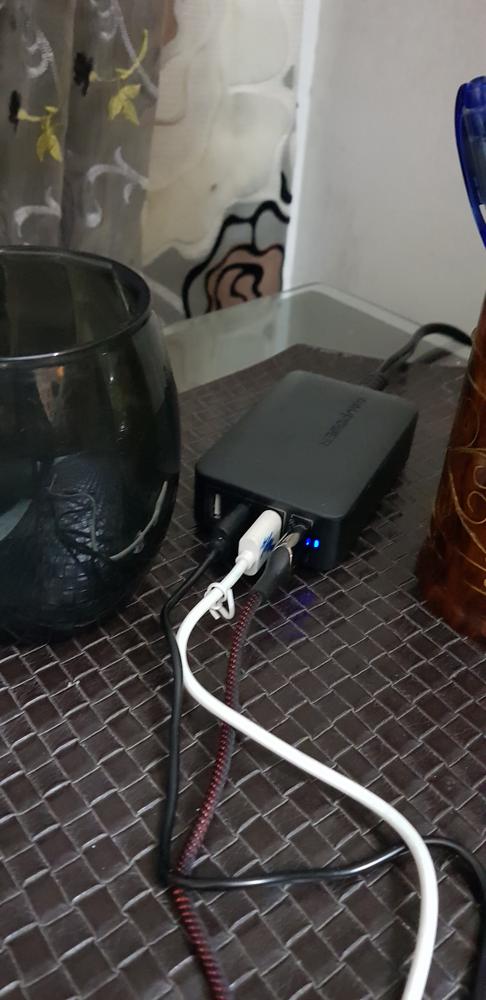 USB Quick Charger RAVPower 40W 4-Port Fast Charger RavPower Desktop Charger Charging Station with Quick Charge 3.0 RP-PC024 - Customer Photo From Mansoor Shahzad