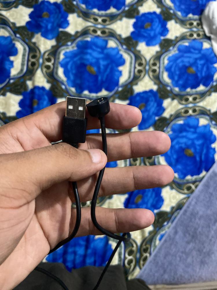 Magnetic Charging Cable for Xiaomi Mi Band 5/6 - 40 cm Length - Customer Photo From Muhammad Lizam Ali Khanzada