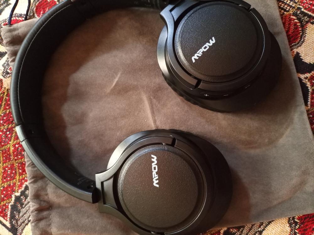 Mpow H7 Bluetooth Headphones Over Ear, 18 Hours Playtime &amp; Comfortable Earpads, Wired and Wireless Headphones for Cellphone/Tablet  CVC6.0 Microphone - Customer Photo From Noman Khan