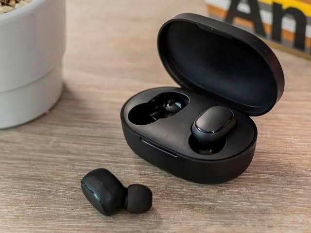 Xiaomi Redmi Airdots, TWS Bluetooth 5.0 Earphone - Customer Photo From Misha Tiwana