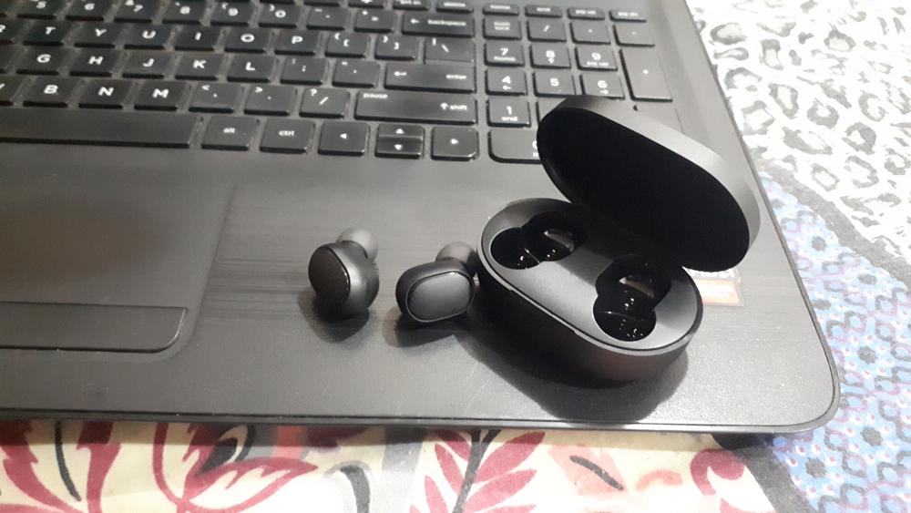 Xiaomi Redmi Airdots, TWS Bluetooth 5.0 Earphone - Customer Photo From Hunzala Qamar