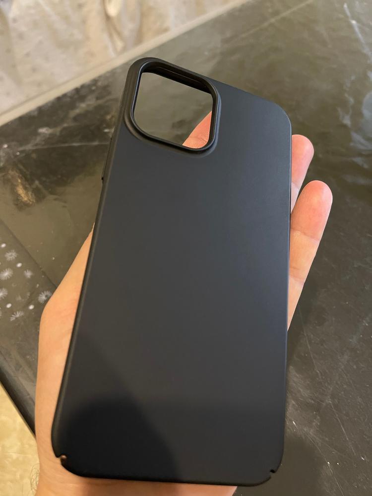 TORRAS iPhone 12 Pro Max Slim Fit (Black), 6.7 inch, Ultra Thin Hard Protective Phone Cover – X002KZNR4P - Customer Photo From Nadeem Khatana