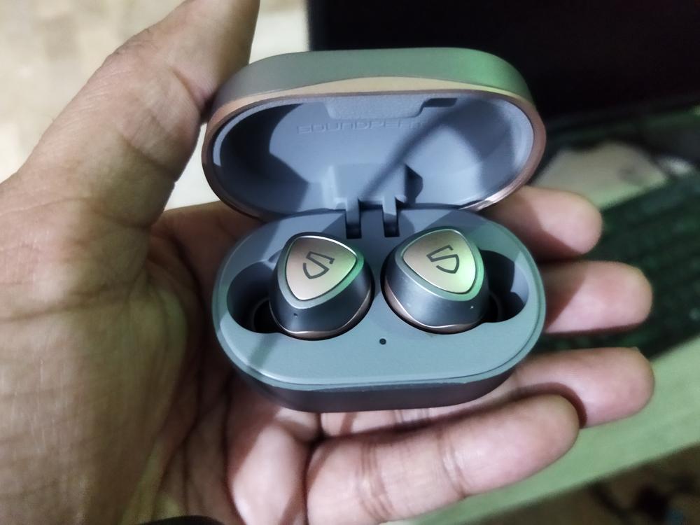 SoundPEATS Sonic Wireless Earbuds in-Ear Bluetooth Headphone, Bluetooth 5.2 Earbuds APTX-Adaptive Wireless Earphones with Immersive Bass, TrueWireless Mirroring 35 Hrs USB-C Mono/Stereo Game Mode - Customer Photo From Shahrukh Saleem